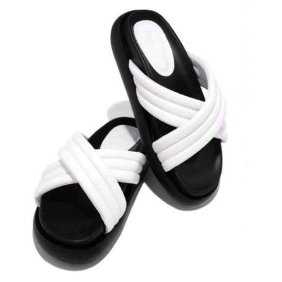 !! NEW !! Padded Criss Cross Platform Slide Sandals in White - Picture 5 of 7